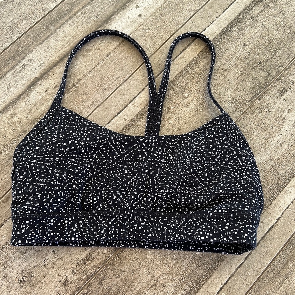 Lululemon sports bra size 2